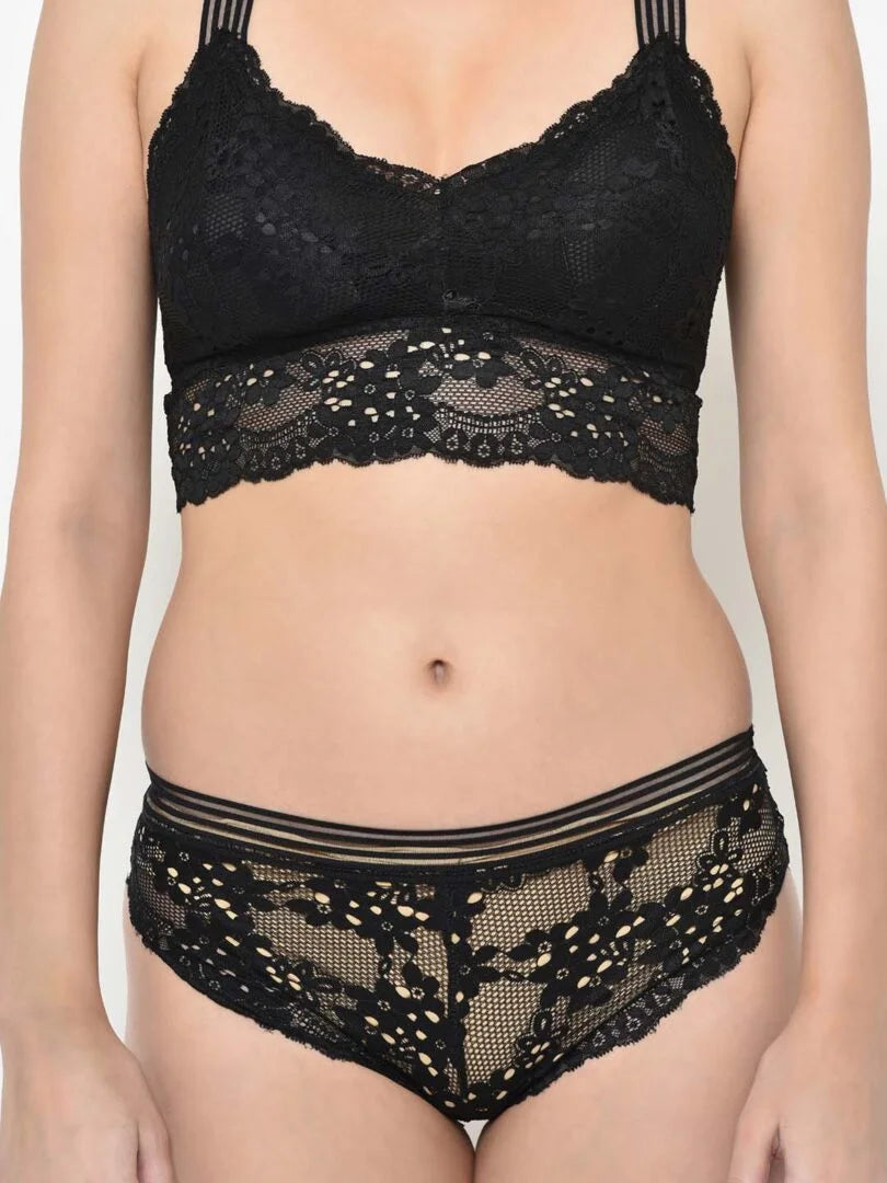 Black Lacy Criss Cross Pretty Back Bralette - Da Intimo - Lingerie Online Store India